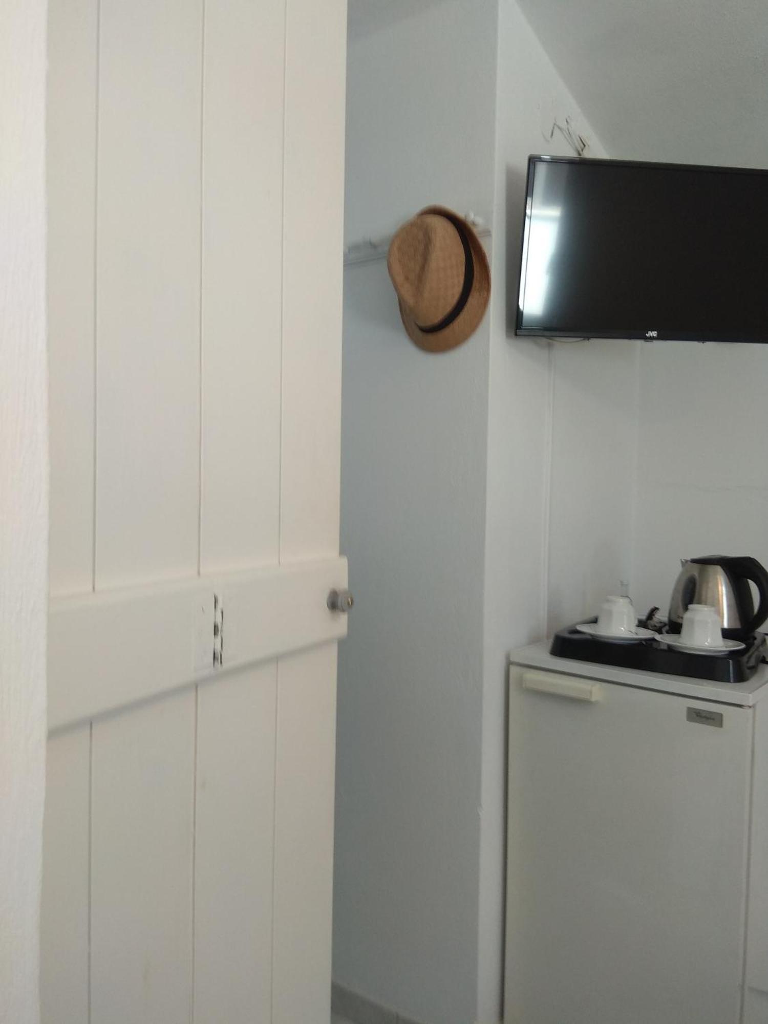 Kamara Apartment Tinos Bilik gambar